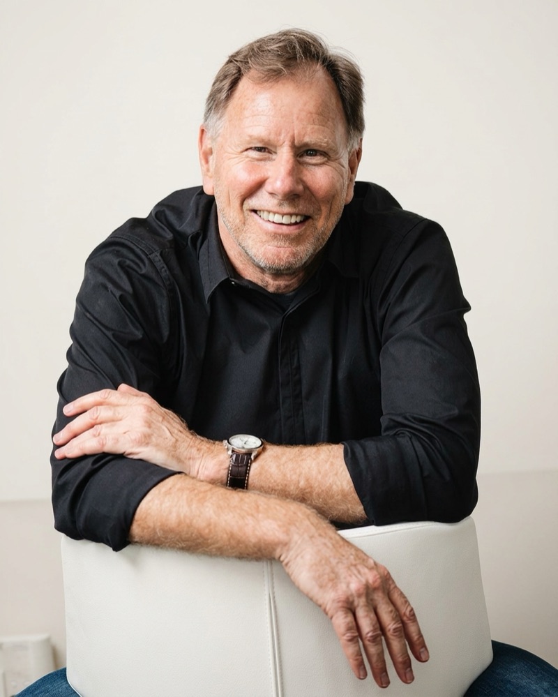 Portrait of Don Johnes